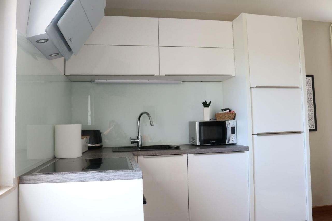 Apartments Ela Trogir Exterior photo